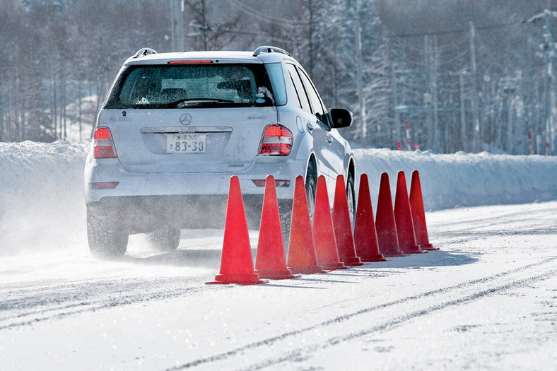 Test opon zimowych w rozmiarze 255/55 R 18: sprawdzamy, które okażą się najlepsze