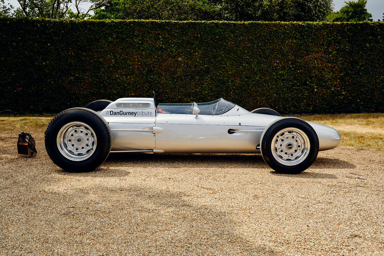 70 lat Porsche – parada w Goodwood