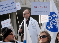 Lekarze chcą odwołać prezesa NFZ