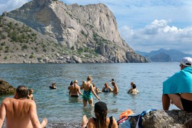 Naučnici ispitali ŠTA SE DEŠAVA AKO MOKRITE U MORU i evo koliko ŠTETE NANOSITE kupačima oko sebe: Njihovi zaključci su TOTALNO IZNENAĐENJE