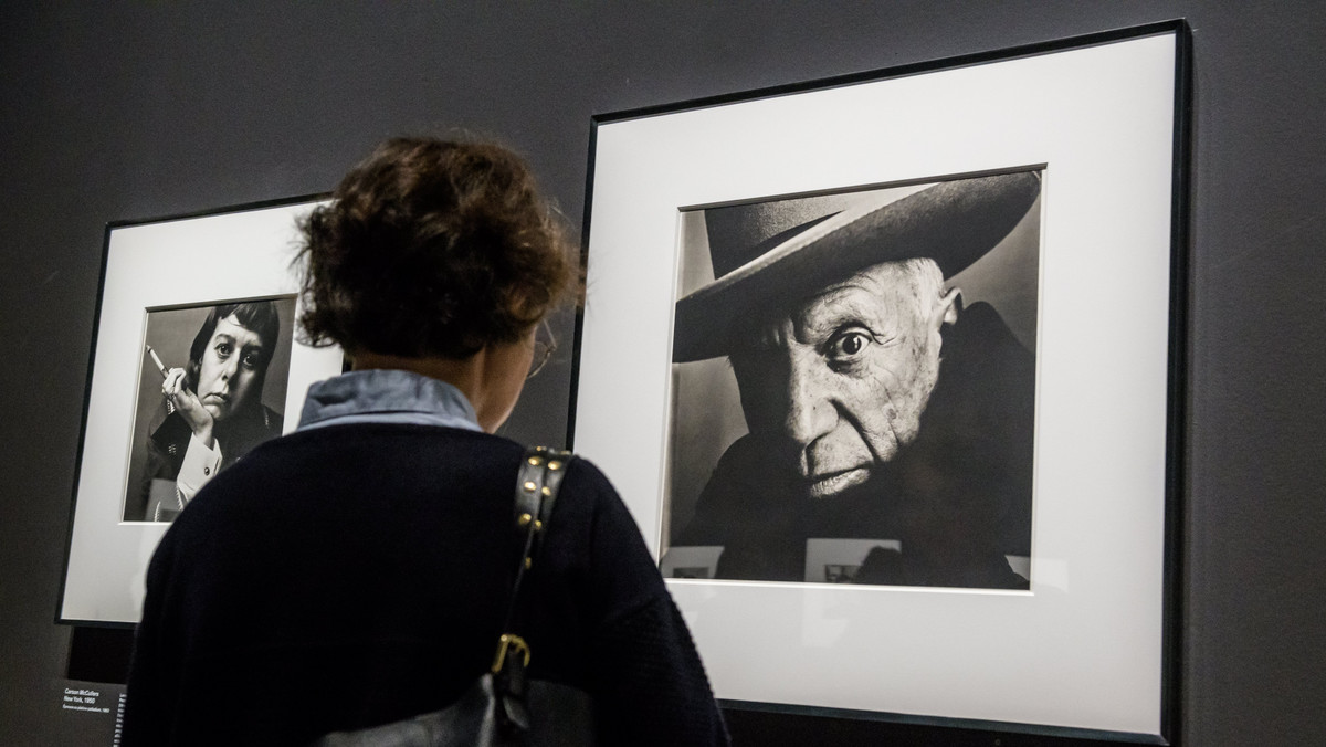 W tym roku mija 100 lat od narodzin Irvinga Penna, jednego z mistrzów fotografii XX w. Z tej okazji paryska Galeria Narodowa (Grand Palais) pokazuje od środy retrospektywę jego prac.