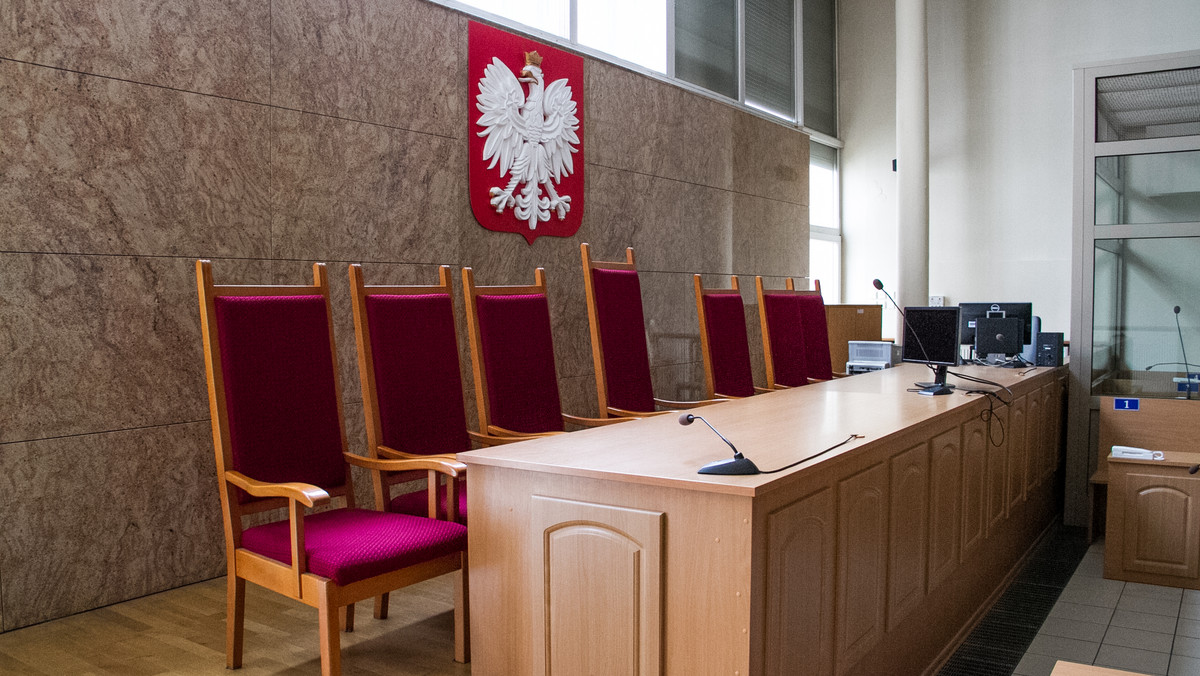 Kara dożywotniego pozbawienia wolności grozi 33-letniej Mireli Z., oskarżonej o zabójstwo 28-letniego mężczyzny. Akt oskarżenia w tej sprawie wpłynął wczoraj do Sądu Rejonowego w Kielcach.
