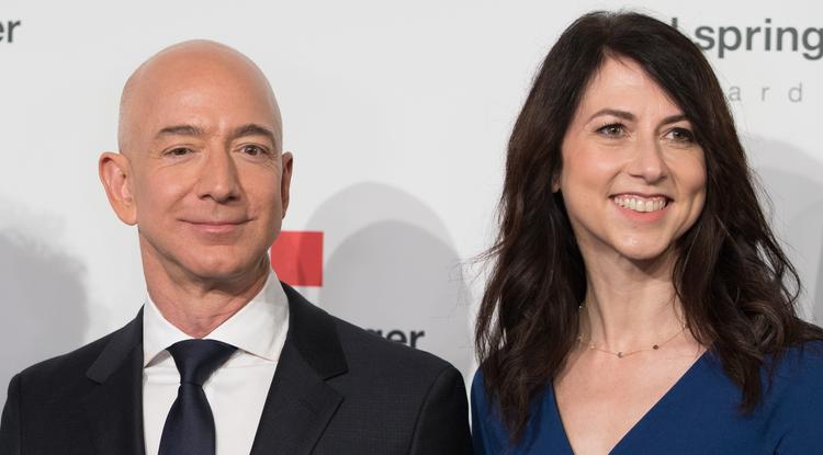 Jeff Bezos és felesége, MacKenzie Bezos