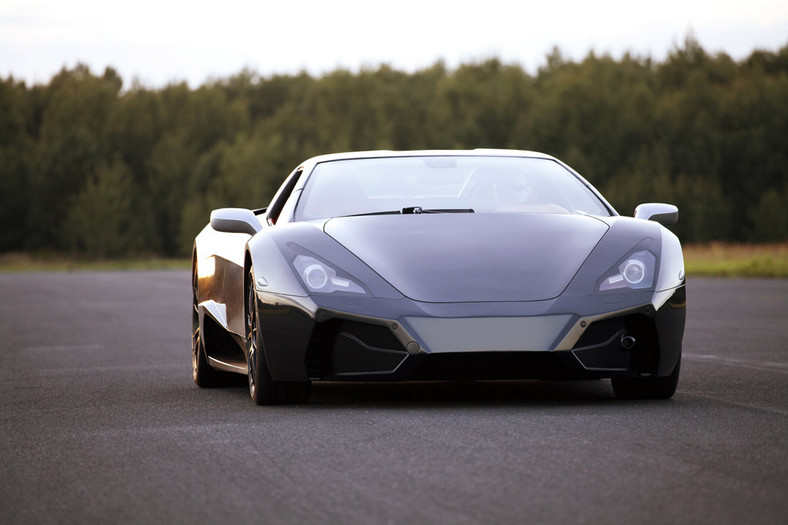 Arrinera: superauto z Polski