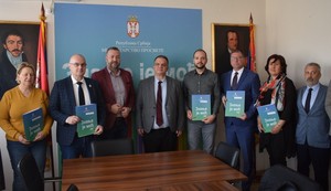 Dejan Vuk Stanković, dodela ugovora