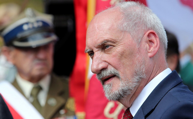 Macierewicz: Ponad wszelkie sojusze liczy się siła narodu oraz własnej armii