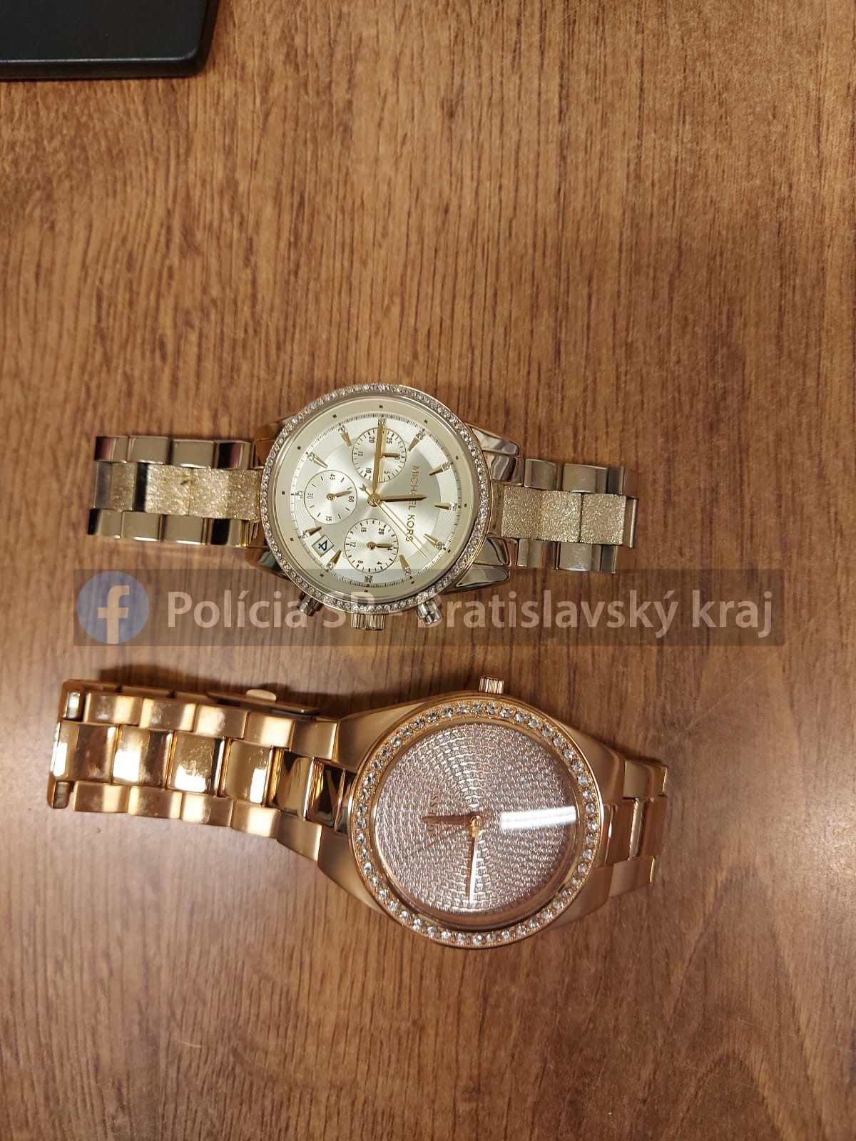 Muži kradli v domoch v Česku a na Slovensku.