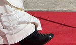 Papież nosi buty po zmarłym