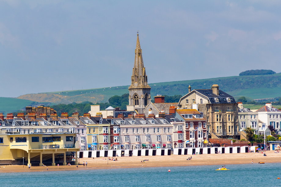 2. Weymouth Beach — Weymouth, Dorset: "A lovely walk along the shore with sea, sand and shells," one traveller wrote. There's also "a quaint seafront with plenty of amusements, shops and cafes" to keep beachgoers entertained.