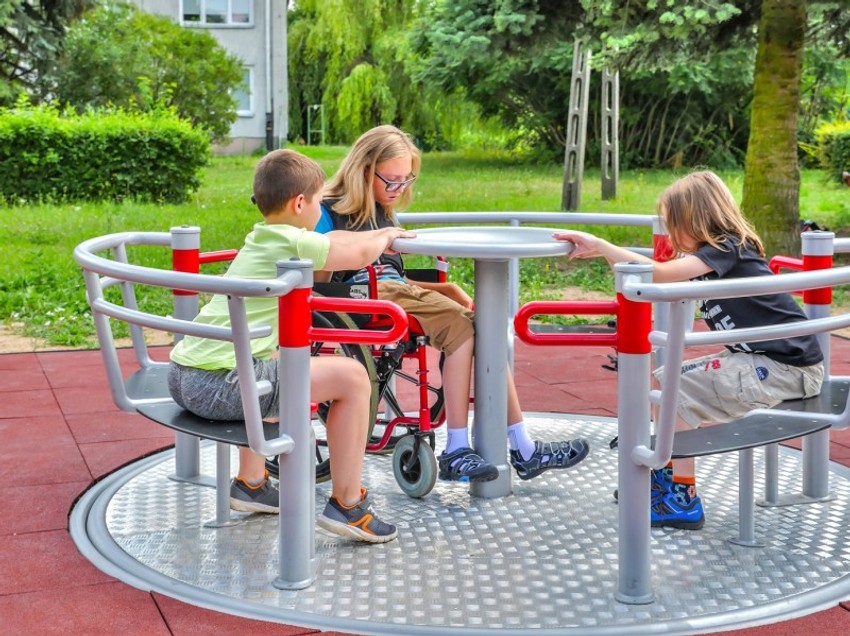 Igralište za osobe sa invaliditetom