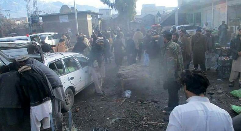 A bomb blast in a mainly Shiite area of Pakistan has been claimed by a Sunni Muslim group