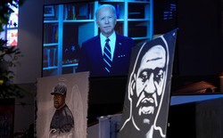 Biden na pogrzebie Floyda: Nastał czas na sprawiedliwość rasową