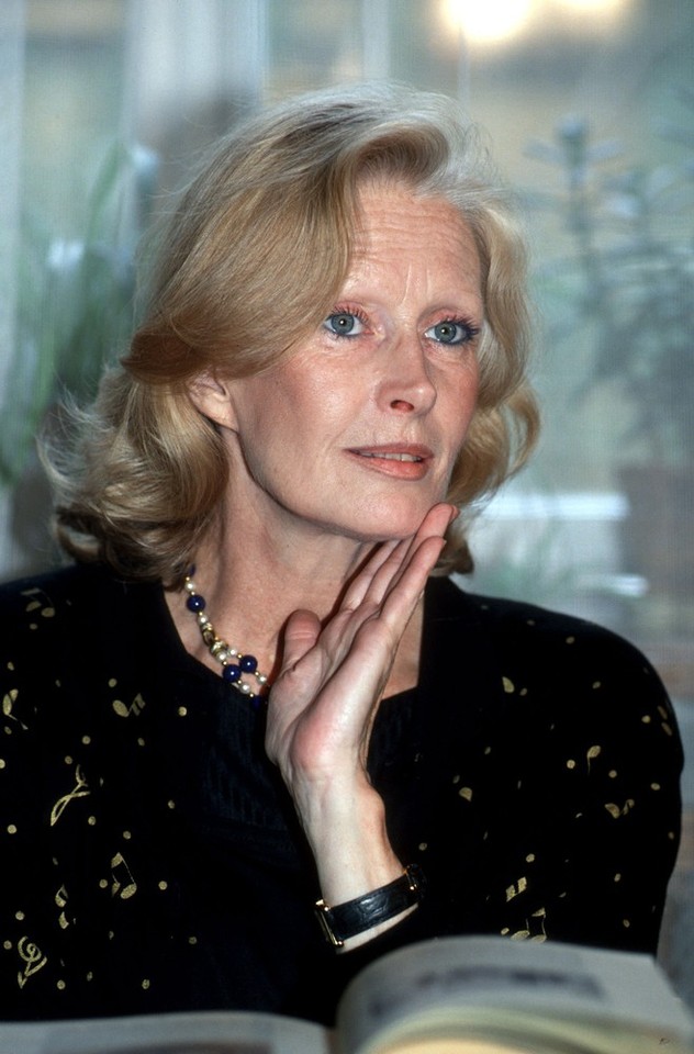 Beata Tyszkiewicz dama, która kończy 75 lat Kobieta