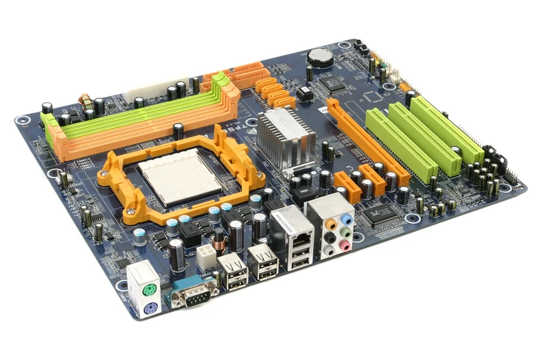Test 27 płyt głównych Socket AM2 – szansa dla Athlona