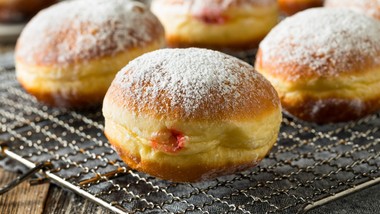 Słodki QUIZ wiedzy o pączkach. Musisz zdobyć komplet punktów!