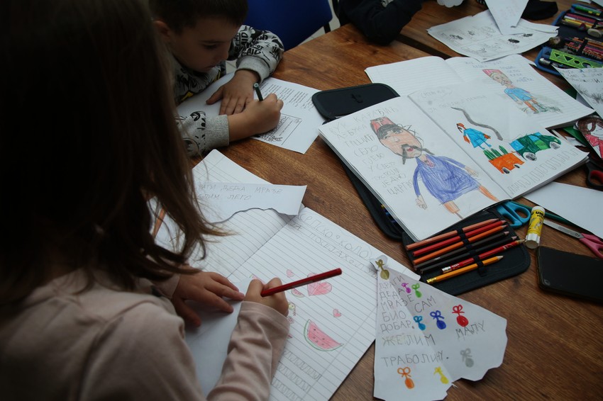 Dopunska škola za srpsku djecu u Crkvi svetih Ćirila i Metodija u Ljubljani