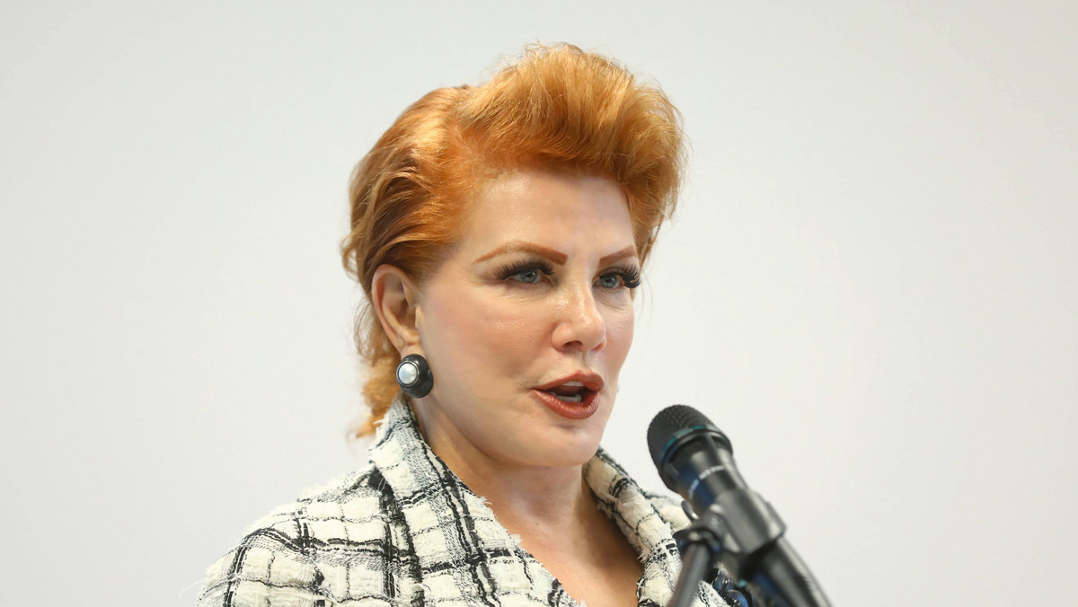 Georgette Mosbacher odniosła się na Twitterze do odwołanej wizyty w Polsce Donalda Trumpa. - Wszyscy jesteśmy rozczarowani, że prezydent USA Donald Trump nie może przyjechać do Polski; to przykre, ale w tej chwili musi być z narodem amerykańskim - napisała ambasador USA w Polsce.