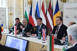 Błaszczak: Przyjęliśmy wspólne stanowisko B9 ws. bezpieczeństwa na wschodniej flance NATO