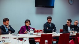 czysty przemysł, czysty zysk? jak europa i polska mogą wygrać transfor