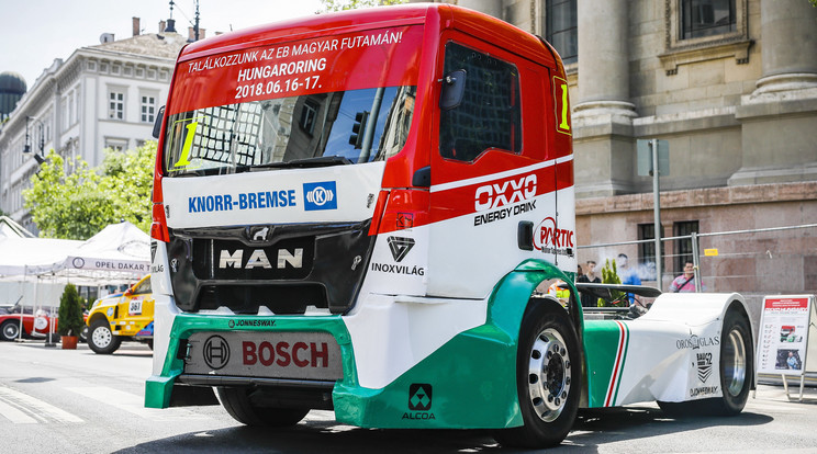 Az OXXO Hungary Truck Racing Team nagy reményekkel vág neki a 2018-as kamion EB-nek
