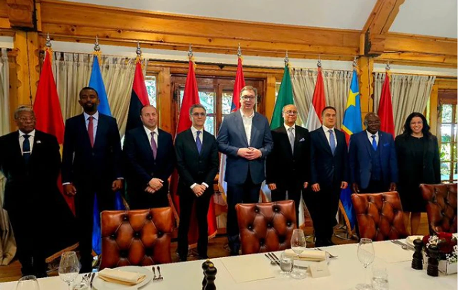 Aleksandar Vučić sa sa afričkim ambasadorima o rezoluciji o Srebrenici