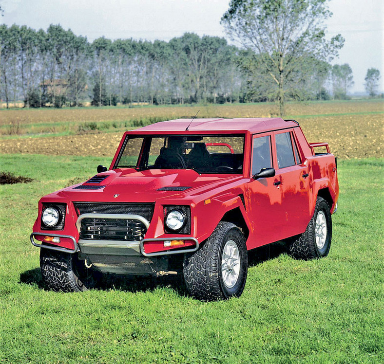 Lamborghini LM 002