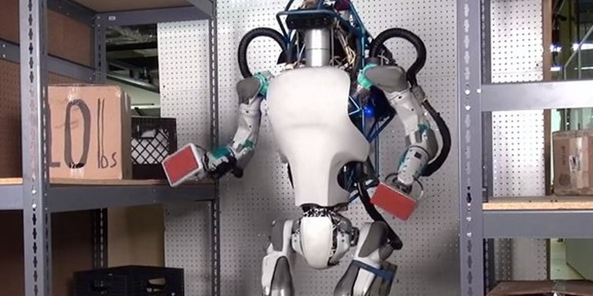 Atlas, robot autorstwa Boston Dynamics. Wraz z całą firmą trafi do SoftBanku