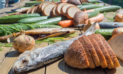 Cukier, sól i alkohol są w niej dozwolone. Dieta wikingów robi furorę