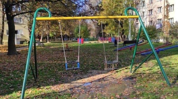 Odnowiony plac zabaw będzie rozwijać wyobraźnię najmłodszych