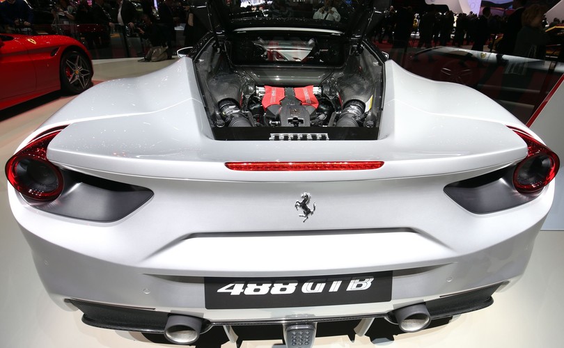 Ferrari 488 GTB napędza 'Najlepszy silnik roku 2016'
