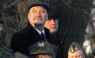 Nowoczesna: Macierewicz powinien odnieść się do słów gen. Pytla o zamachu smoleńskim