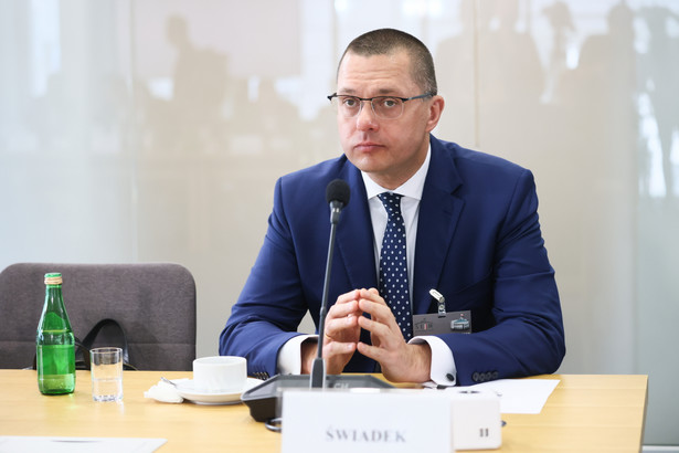 Szef Agencji Wywiadu w latach 2016-2022 Piotr Krawczyk przed komisją śledczą ds. afery wizowej