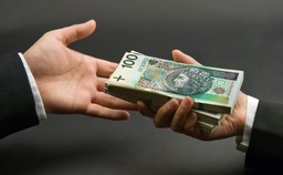 Walka z praniem pieniędzy nie ominie także samorządów