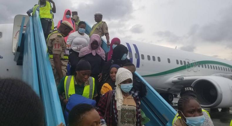 126 more Nigerians back from Libya.