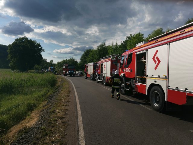 Nauczyciele z okolic Olsztyna ranni w wypadku autokaru na Dolnym Śląsku [ZDJĘCIA]