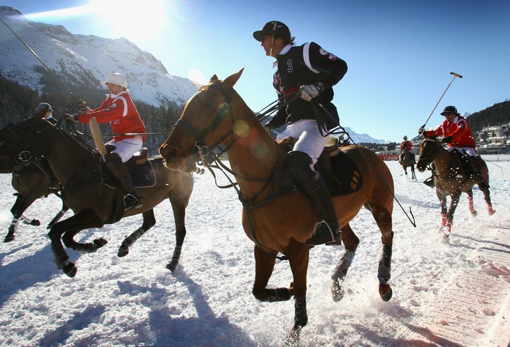 Krystaliczne krajobrazy St Moritz są miejscem zawodów Cartier Polo World Cup