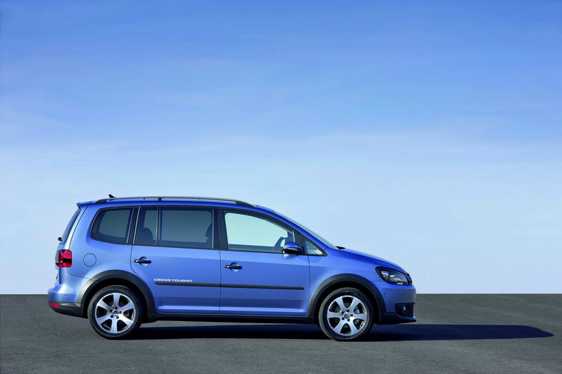 Volkswagen CrossTouran: Rodzinny SUV