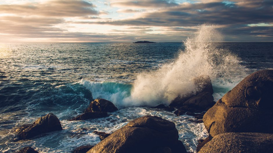 Badania opublikowane w Advances in Atmospheric Science dowodzą, że temperatura oceanów w niektórych regionach wzrosła nawet o 14 zeta dżuli w ciągu roku