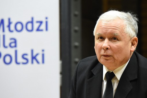 Warszawa, 01.12.2014. Prezes PiS Jarosław Kaczyński podczas debaty Czy studiowanie się jeszcze opłaca? Młodzi na rynku pracy