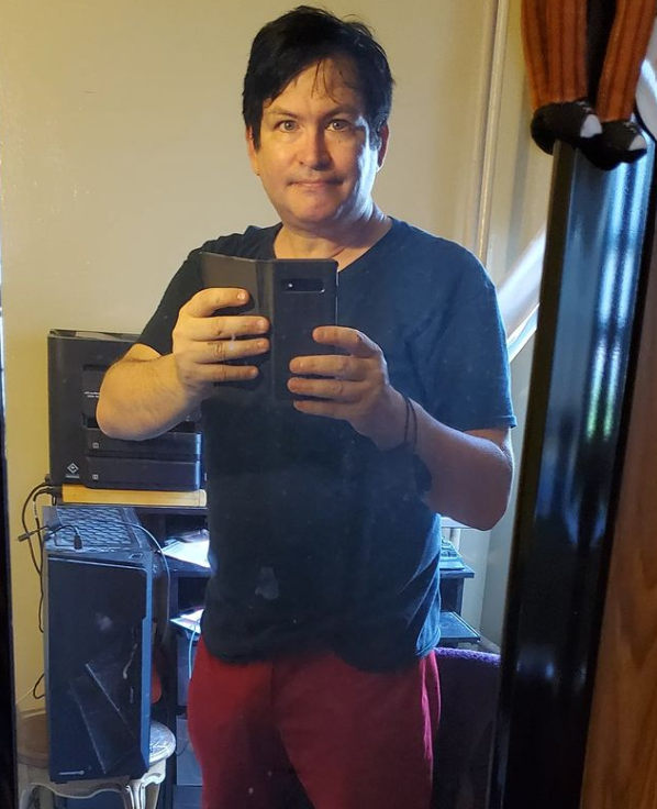 Jonah Falcon priznal problémy. 