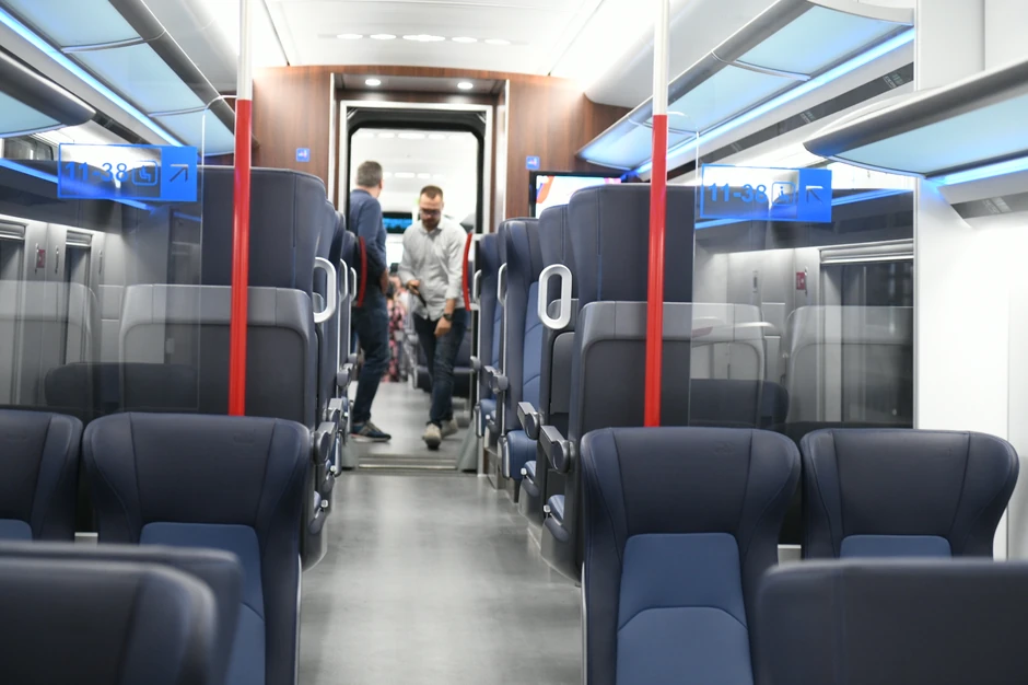 Premijerni prikaz elektromotornog voza iz Kine za brzu prugu Beograd - Budimpešta