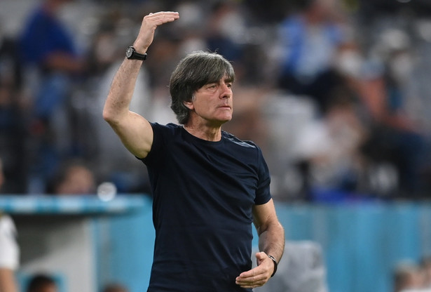 Joachim Loew w trakcie meczu Niemców z Francuzami