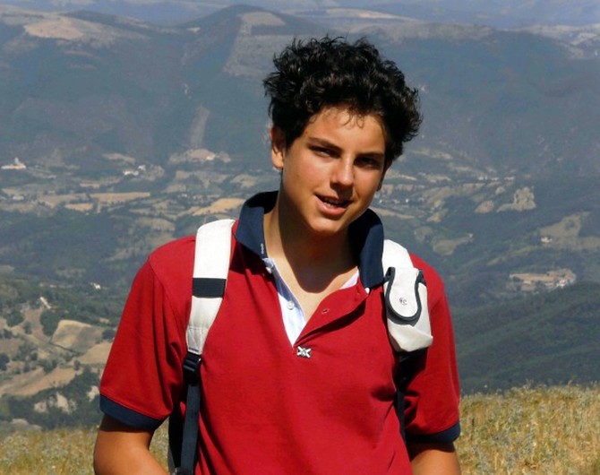 Karlo Akutis