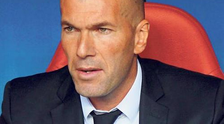 Zidane-t három hónapra eltiltották az edzősködéstől
