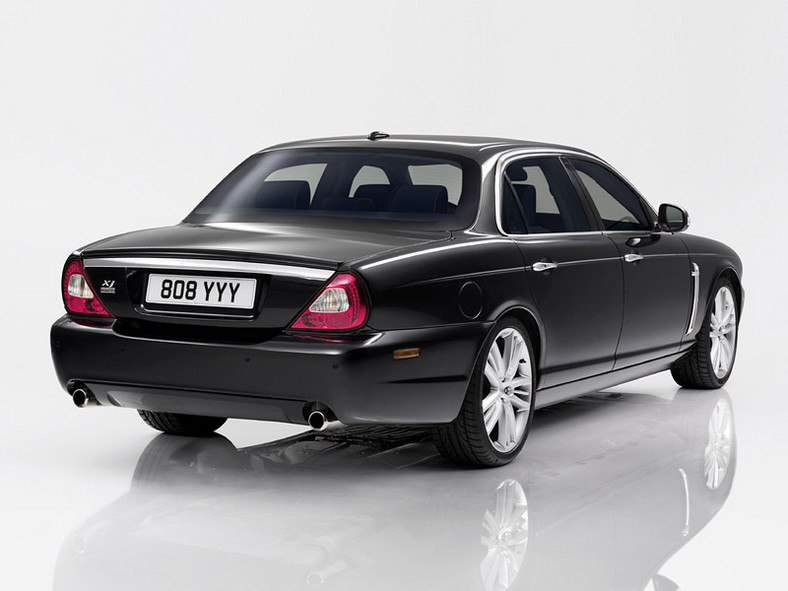 Genewa 2008: Jaguar XJ Portfolio - luksusowa edycja brytyjskiej limuzyny