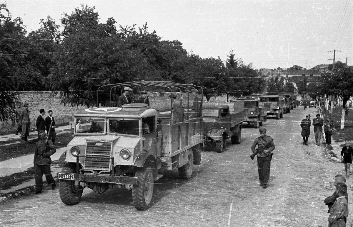 Pogrzeb ofiar pogromu kieleckiego