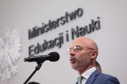 Kurtyka: UE musi pilnie zareagować na bezprecedensowy wzrost cen energii