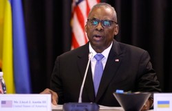 Lloyd Austin: Nie mamy ani dnia do stracenia. Przetrwanie Ukrainy jest zagrożone