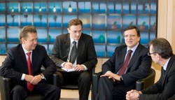 UE chce uczestniczyć w gazowym szczycie