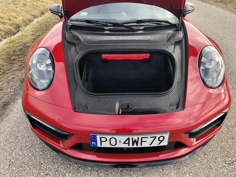 Porsche 911 Carrera GTS